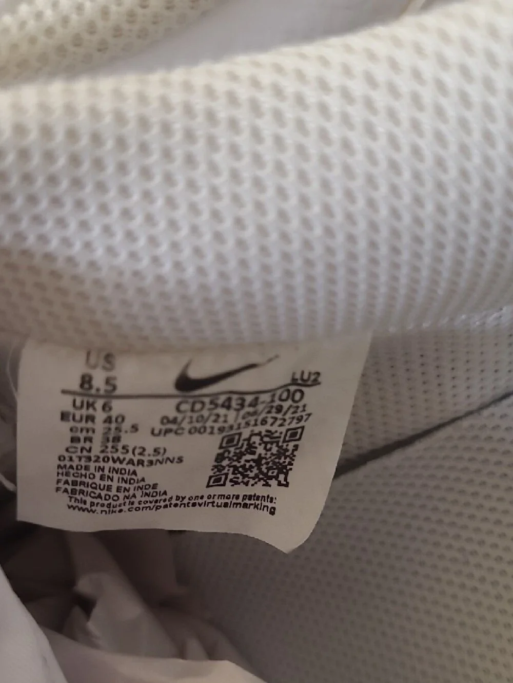 Nike White Low-Top Leather Sneakers